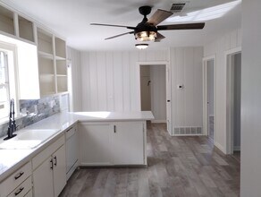 5412 Meandering Rd in River Oaks, TX - Building Photo - Building Photo