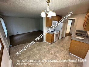 4816 Carpenter Rd SE in Olympia, WA - Building Photo - Building Photo