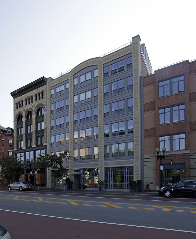 1166 Washington St in Boston, MA - Foto de edificio - Building Photo