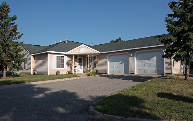 Sr Living Independent Cottages North St. Paul photo'