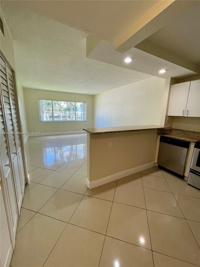 property at 251 SE 6th Ave