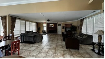 2462 Frost Dr in Aurora, IL - Building Photo