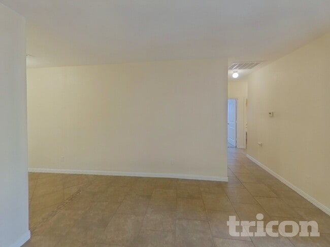 8536 Cherry Bark Ln in Fort Worth, TX - Foto de edificio - Building Photo