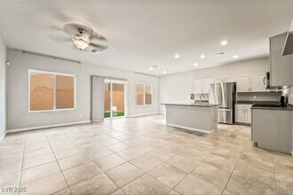 10830 Lexus Ct in Las Vegas, NV - Building Photo - Building Photo