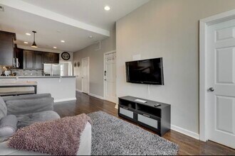 3307 W Le Moyne St in Chicago, IL - Building Photo - Building Photo