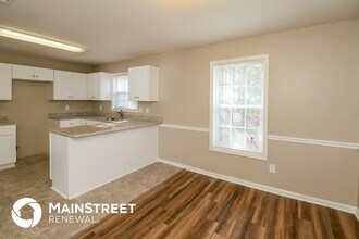 8139 Green Garden Dr in Riverdale, GA - Building Photo - Building Photo