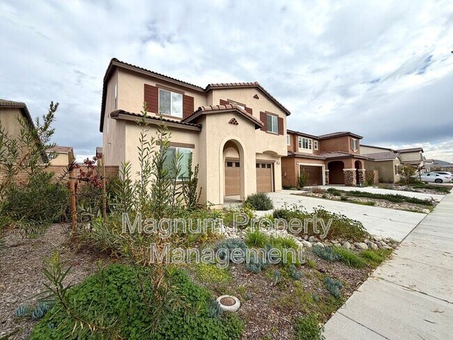 31356 Sycamore Leaf Dr in Winchester, CA - Foto de edificio - Building Photo