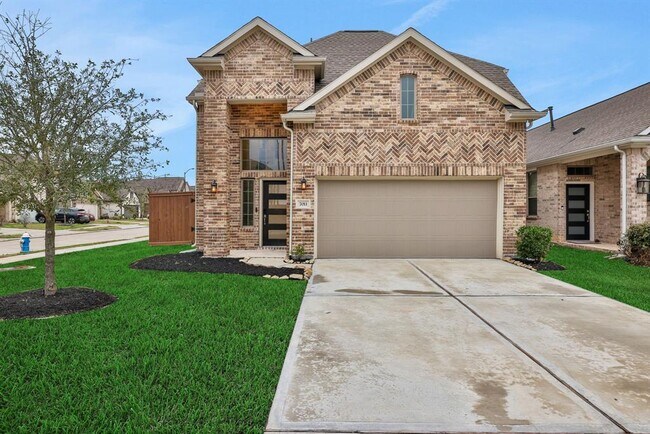 7011 Winterberry Gln Ln
