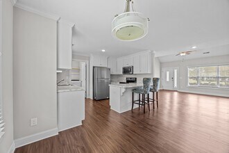 2400 Camille Dr in Winterville, NC - Building Photo - Building Photo