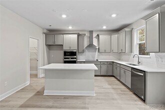 19948 Chesdin Harbor Dr in Petersburg, VA - Building Photo - Building Photo
