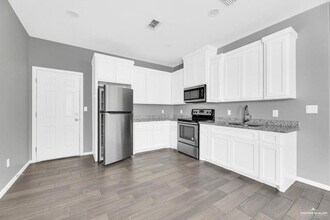 3906 Paola St in Edinburg, TX - Building Photo - Building Photo