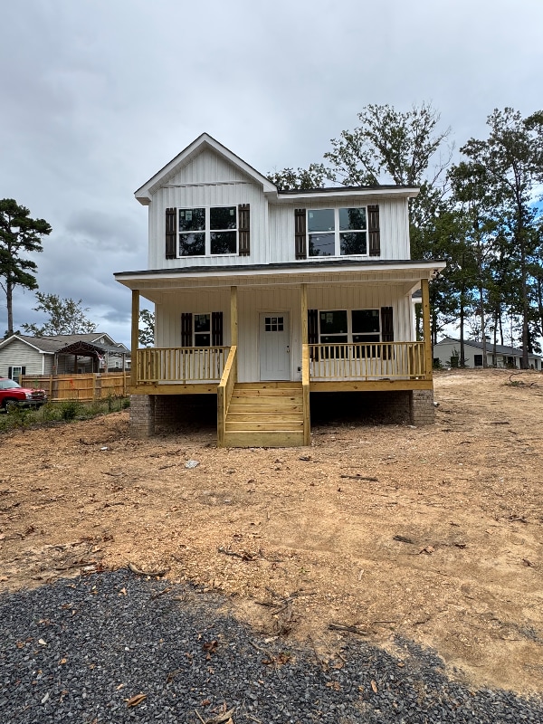 property at 703 Green Rd
