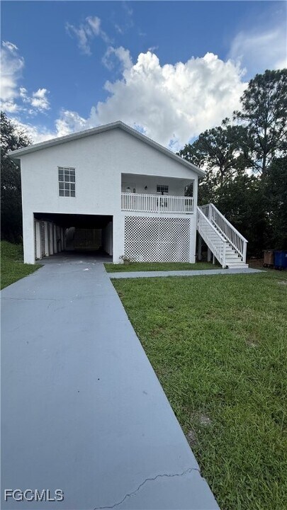 3510 5th St SW in Lehigh Acres, FL - Building Photo