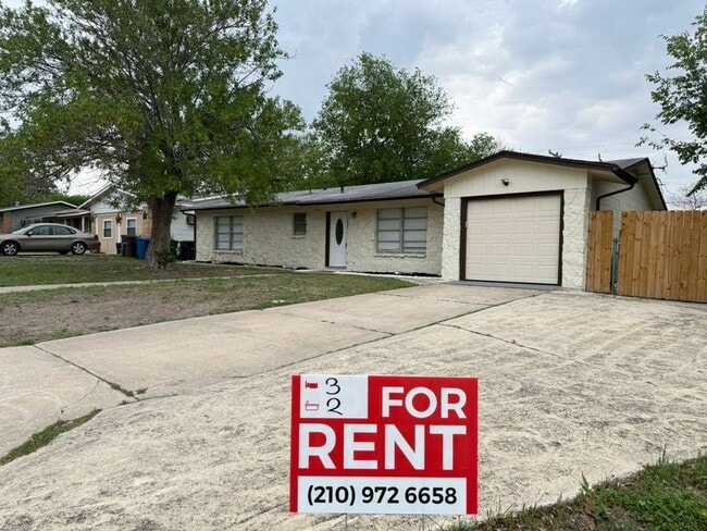 206 Covina Ave in San Antonio, TX - Foto de edificio - Building Photo