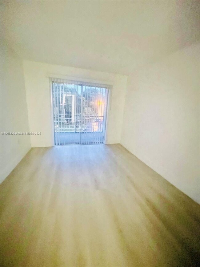 4344 NW 9th Ave in Pompano Beach, FL - Building Photo - Building Photo