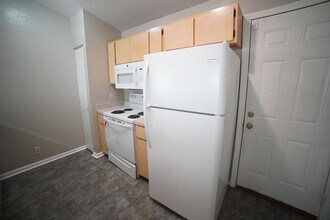 6311 S Placid Pl in Tallahassee, FL - Building Photo - Building Photo