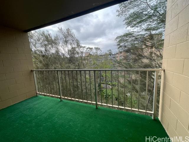 property at 95-257-257 Waikalani Dr