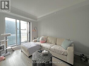 8-518 Water Walk Dr in Markham, ON - Building Photo - Building Photo