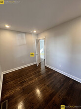 12 Lawrence St, Unit 12 in Watertown, MA - Building Photo - Building Photo