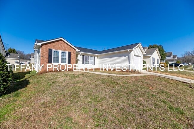 property at 2736 Fairstone Ave