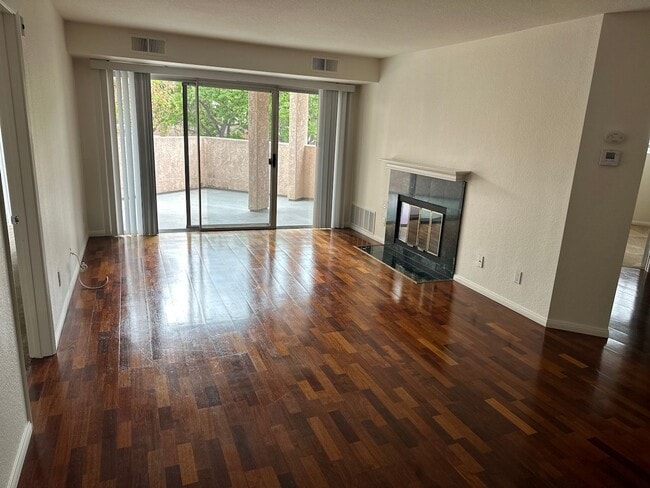 7248 Camino Degrazia in San Diego, CA - Building Photo - Building Photo