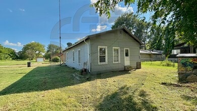 410 E Taylor Ave in Arkansas City, KS - Building Photo - Building Photo