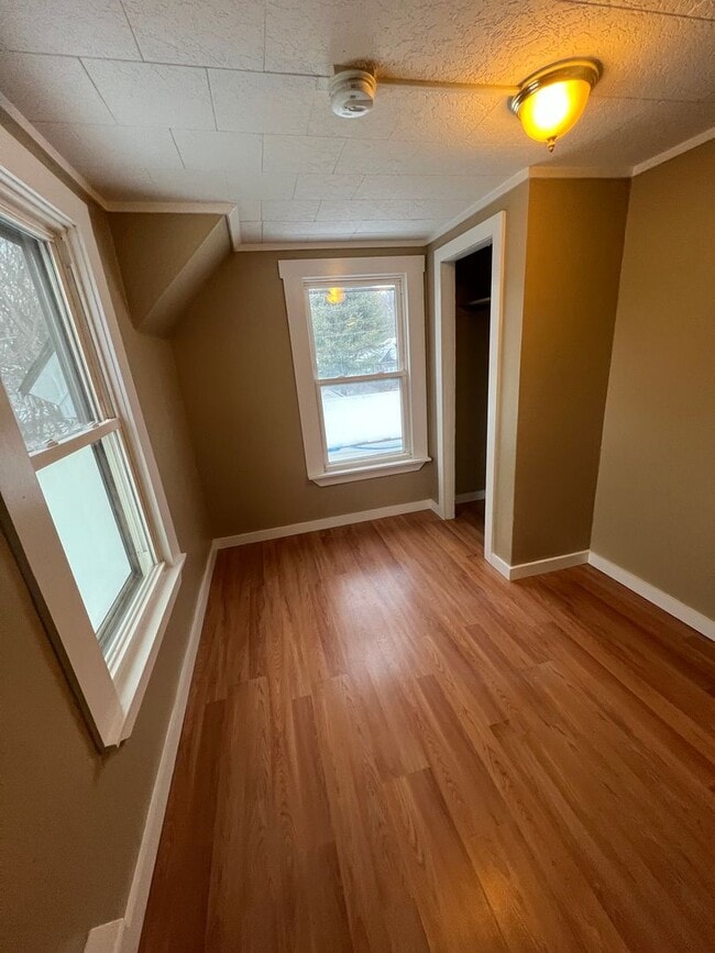 21 Spruce St in Waterville, ME - Building Photo - Building Photo