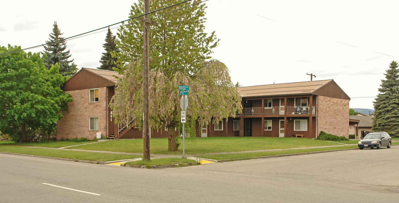 841 N 3rd St in Coeur d'Alene, ID - Foto de edificio