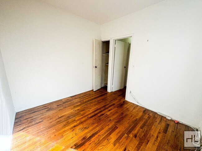 14th St in Brooklyn, NY - Building Photo - Building Photo