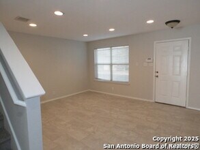 7823 Mesquite Farm in San Antonio, TX - Building Photo - Building Photo