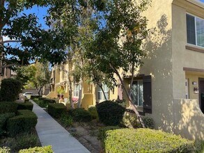35976 Lindstrand Ave in Murrieta, CA - Building Photo - Building Photo