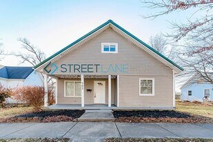 723 3rd St in Shelbyville, IN - Building Photo