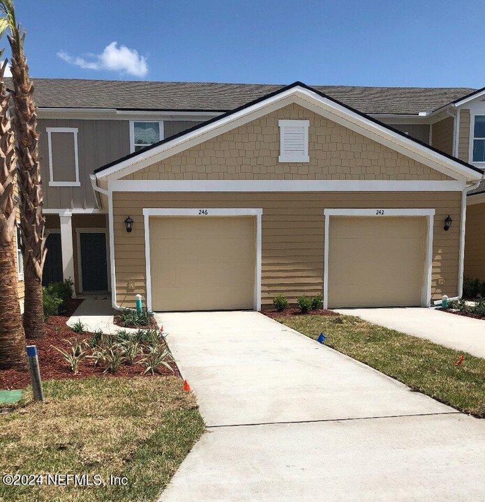 246 Servia Dr in Saint Johns, FL - Building Photo