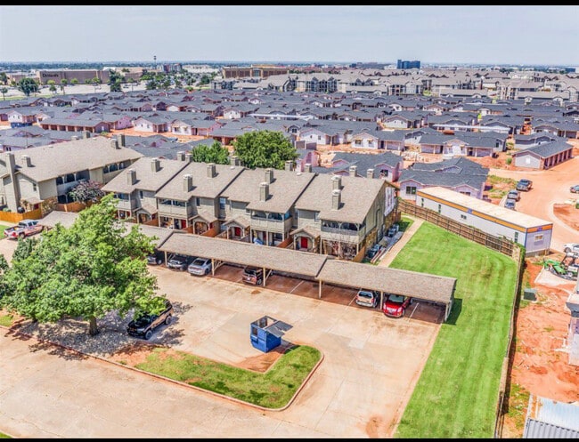 14441 N Pennsylvania Ave, Unit 57Q in Oklahoma City, OK - Building Photo - Building Photo