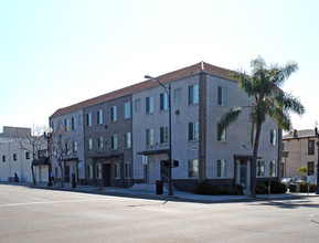 Yale Lofts in San Diego, CA - Building Photo - Building Photo