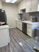 8650 Belford Ave in Los Angeles, CA - Building Photo - Building Photo