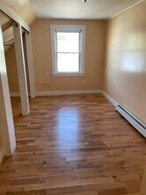 53 Shawmut St, Unit 3 in Lewiston, ME - Building Photo - Building Photo