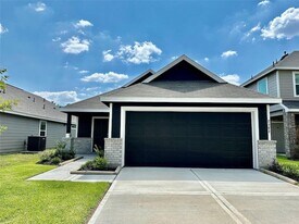 2362 Tavo Trails Dr in Conroe, TX - Building Photo
