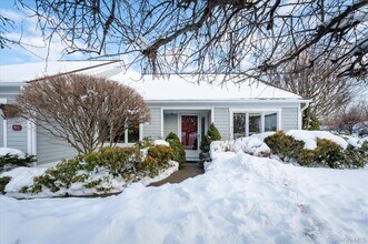 785 Heritage Hills in Somers, NY - Building Photo - Building Photo