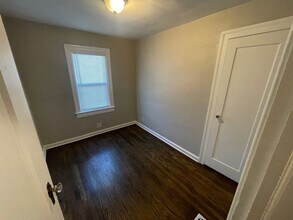 4522 Evanston Ave in Indianapolis, IN - Building Photo - Building Photo