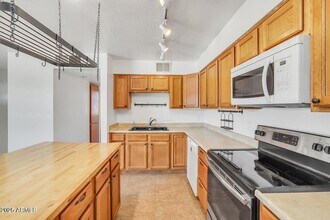 1526 W Huntington Dr in Tempe, AZ - Building Photo - Building Photo