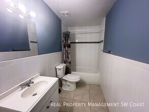 774 Holmes Ave in Lehigh Acres, FL - Building Photo - Building Photo