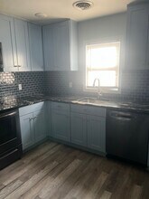 1108 Bancroft Ave in Colonial Beach, VA - Foto de edificio - Building Photo