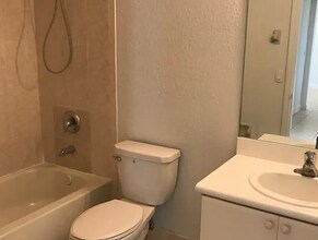 2461 SE 16th Terrace in Homestead, FL - Building Photo - Building Photo