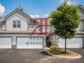 719 Wintergreen Wy in Lewis Center, OH - Building Photo