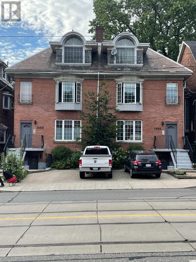 property at 1494 King St W