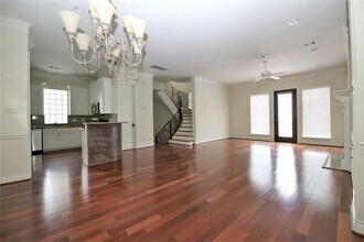 707 Welch St in Houston, TX - Building Photo - Building Photo