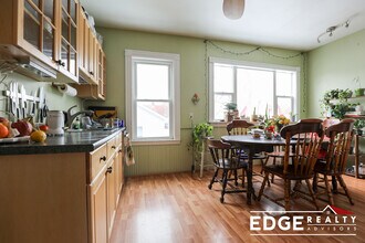 52 Donnybrook Rd in Boston, MA - Foto de edificio - Building Photo