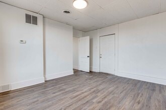 238 Hazelwood Ave in Pittsburgh, PA - Building Photo - Building Photo