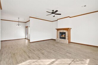 2124 Trailwood Rd in Edmond, OK - Building Photo - Building Photo